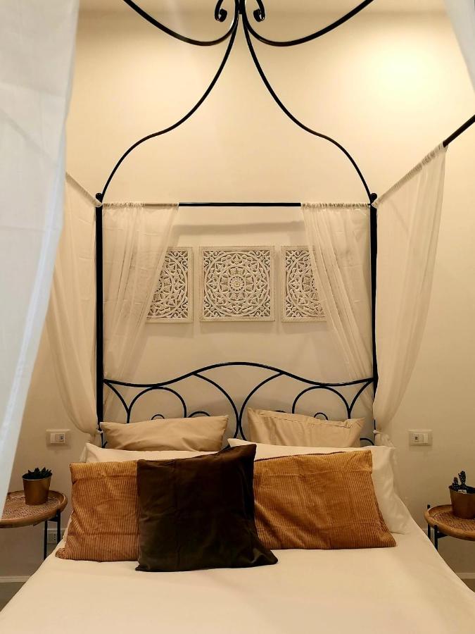 Le Stanze Di Ballaro Apartment Palermo Bagian luar foto