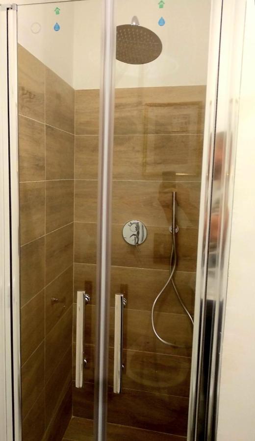 Le Stanze Di Ballaro Apartment Palermo Bagian luar foto